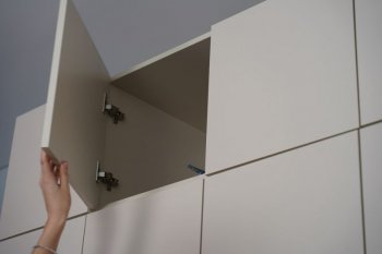 Шкаф 1200 мм Пальма с антресолью, Сатин (ДСВ) в Сухом Логу - suhoj-log.mebel-e96.ru