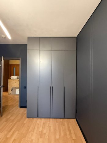 Шкаф 1600 мм 4-х створчатый Норд с антресолью графит (Миф) в Сухом Логу - suhoj-log.mebel-e96.ru